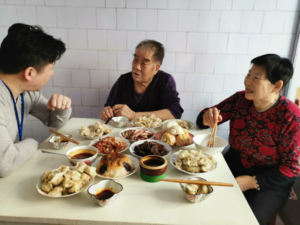 元宵慰問(wèn)送祝福，濃濃關(guān)愛(ài)暖人心